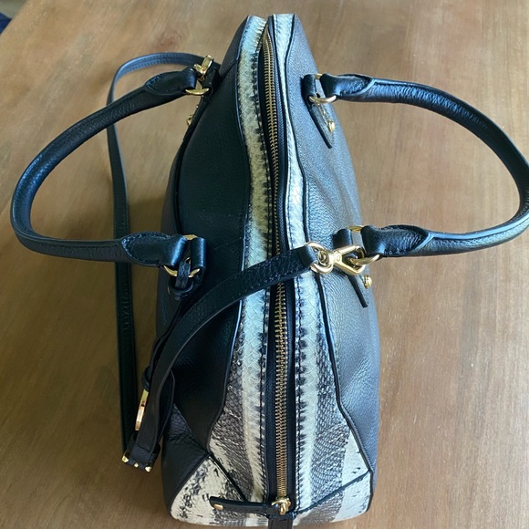 Michael Kors Veronica Medium Black & Snake Leather Satchel - Picture 3 of 4